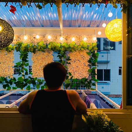 Co.Living Hostel Bandar Seri Begawan Exteriér fotografie