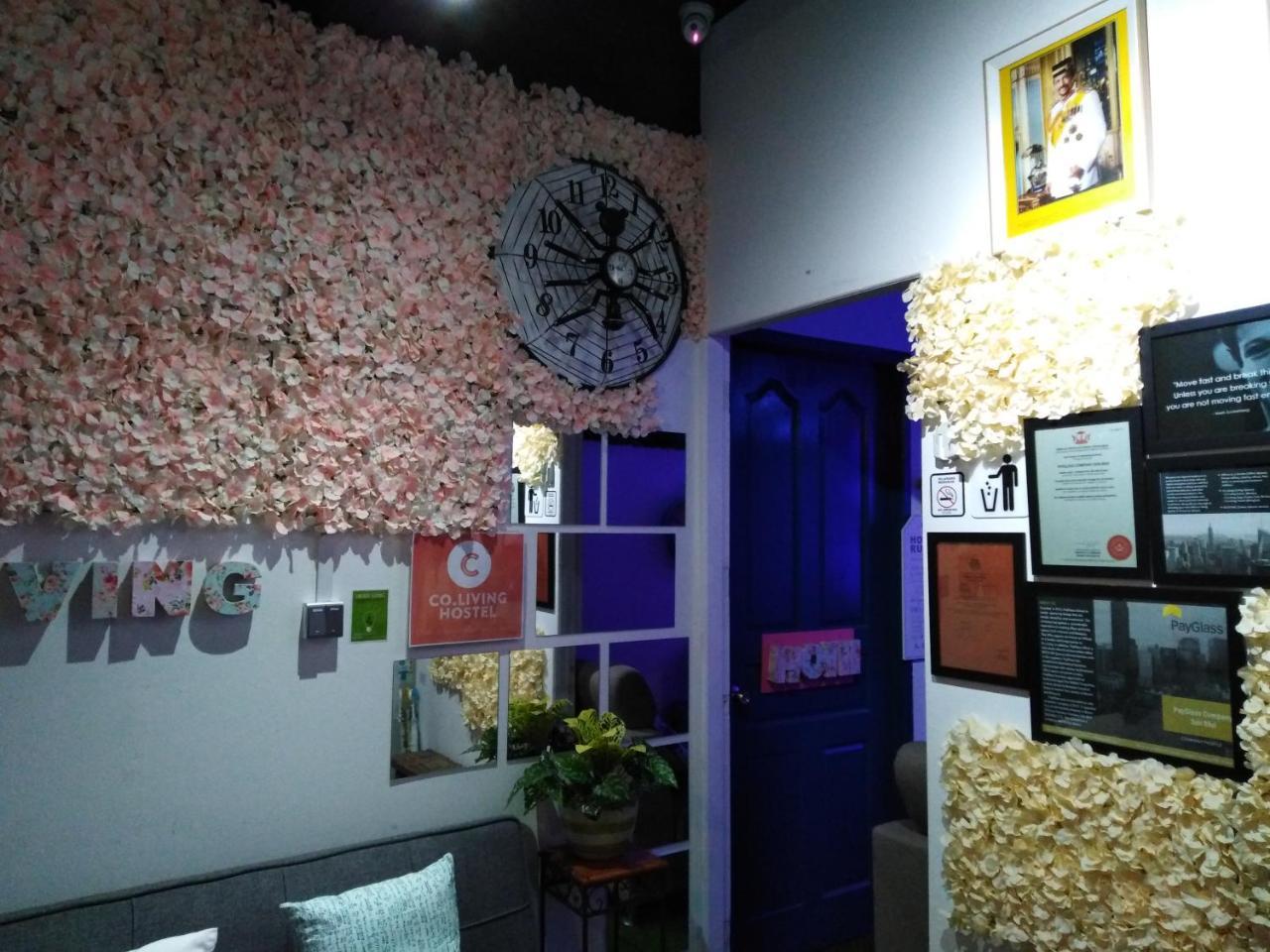 Co.Living Hostel Bandar Seri Begawan Exteriér fotografie